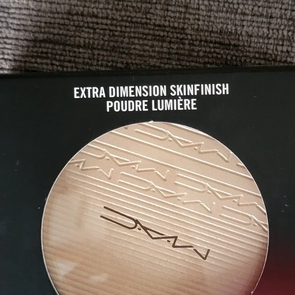 MAC Extra Dimension Skin finish Highlighter - # Double-Gleam 9g/0.31oz